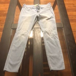 Hollister Jeans.